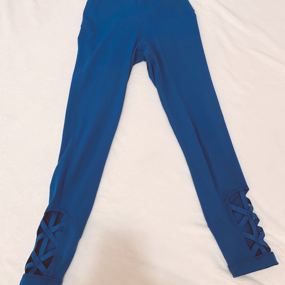 Athletic leggings
